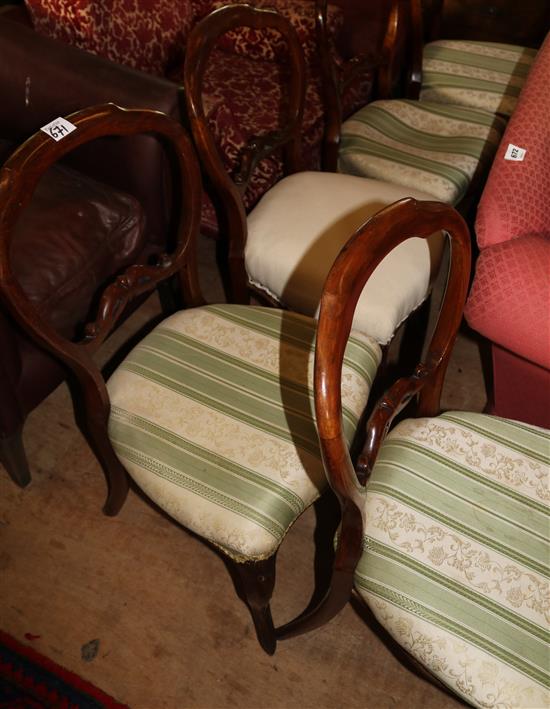 6 Victorian mahogany spoon back chairs(-)